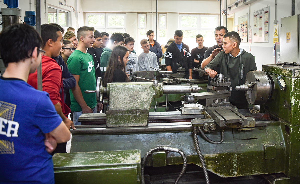 Szinte eltűnik a duális képzés lehetősége Csíkszeredában